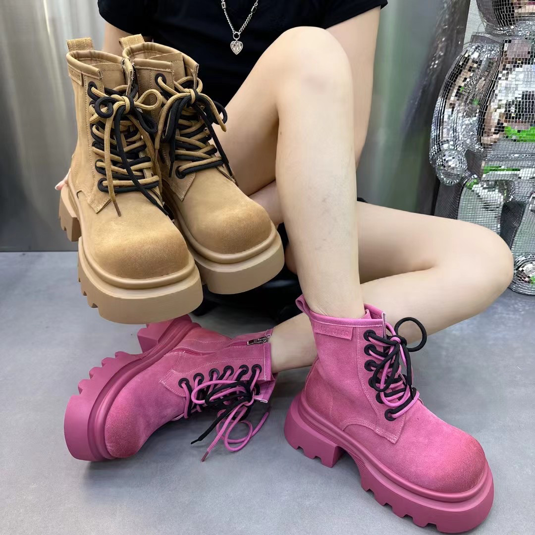 2024早秋欧洲站英伦风系带真皮厚底机车短靴粉色工装靴马丁靴女潮,女鞋,马丁靴,淘宝优惠券,粉丝福利购,淘宝优惠卷
