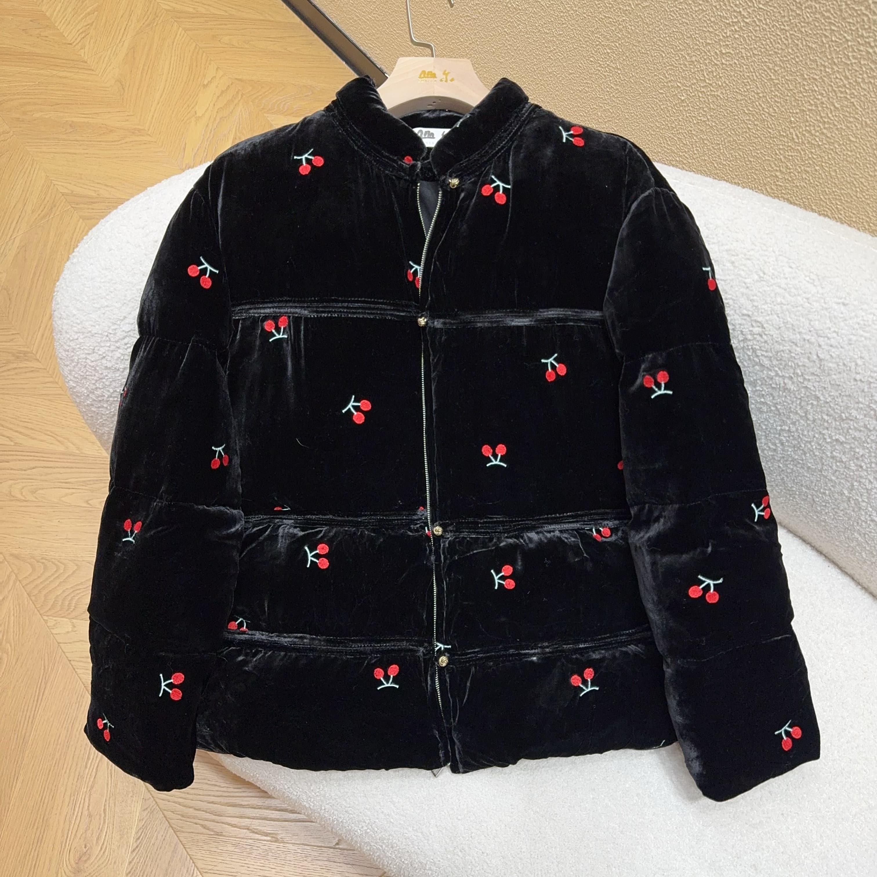 山.尔2025春款短款外套