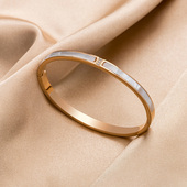 苏瑞瑞 气质天然贝母手镯ins小众设计高级感钛钢开口轻奢精致叠戴