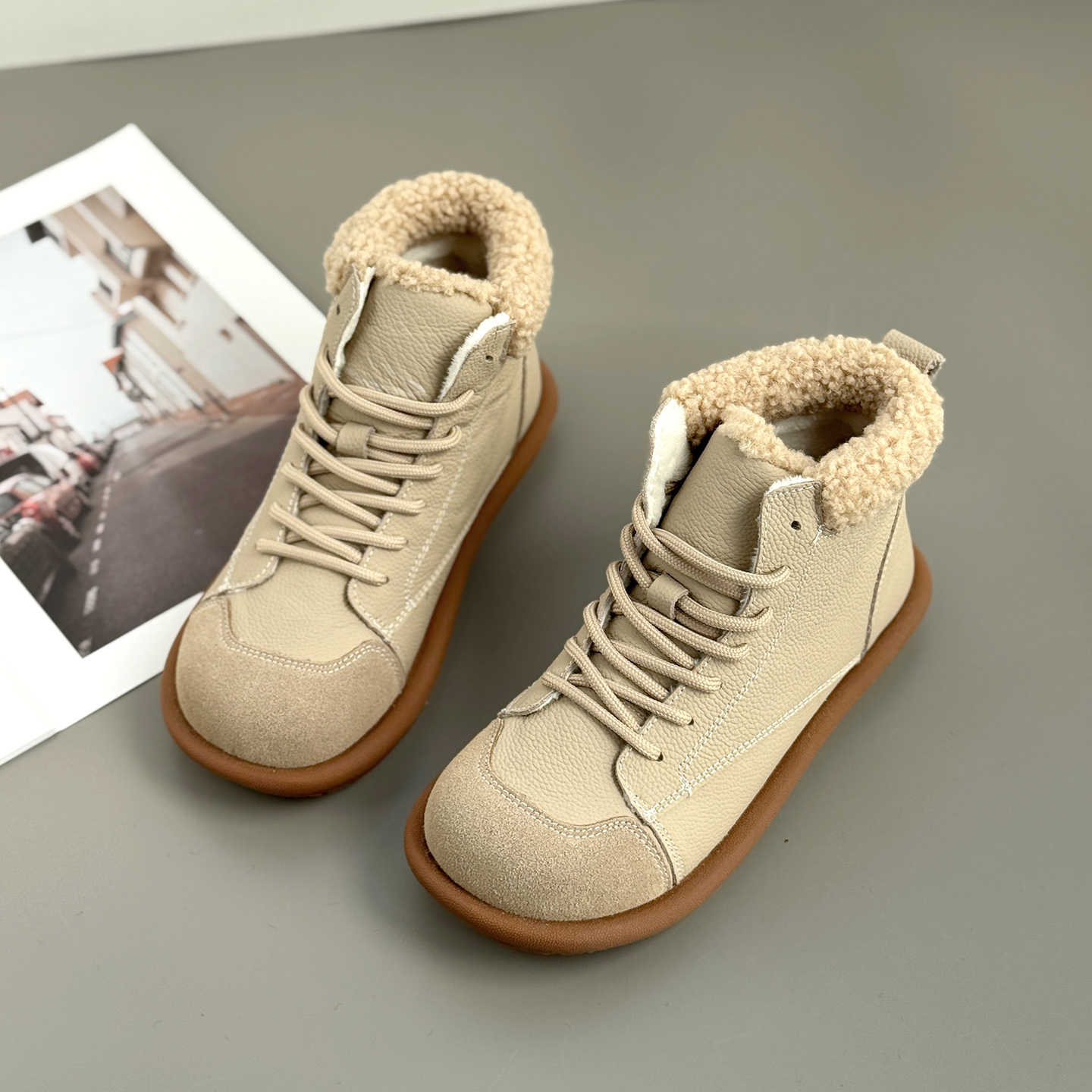 2025新款加绒马丁靴女真皮短靴