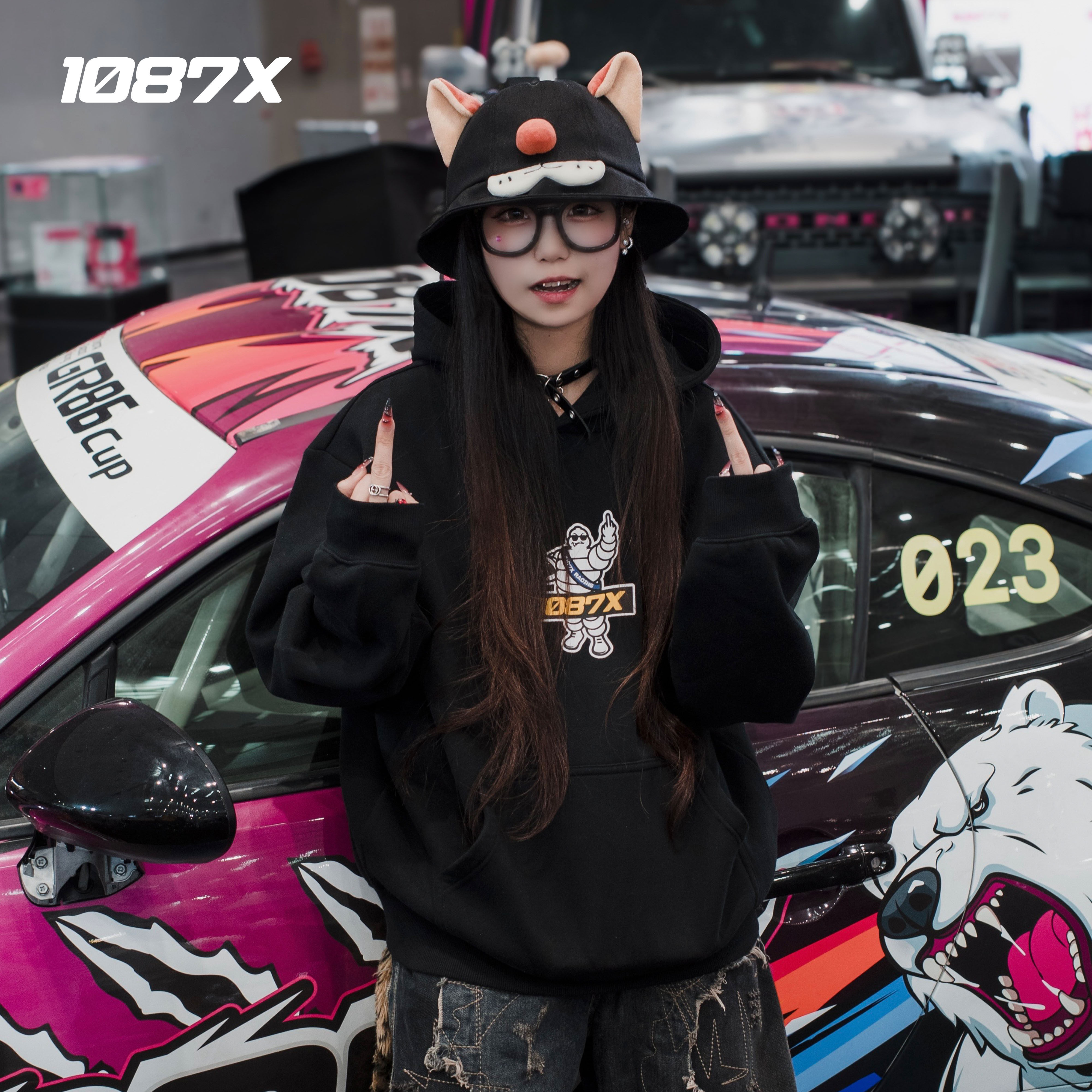 1087X秋冬新款恶搞轮胎人宽松美式重磅落肩印花套头连帽潮流卫衣