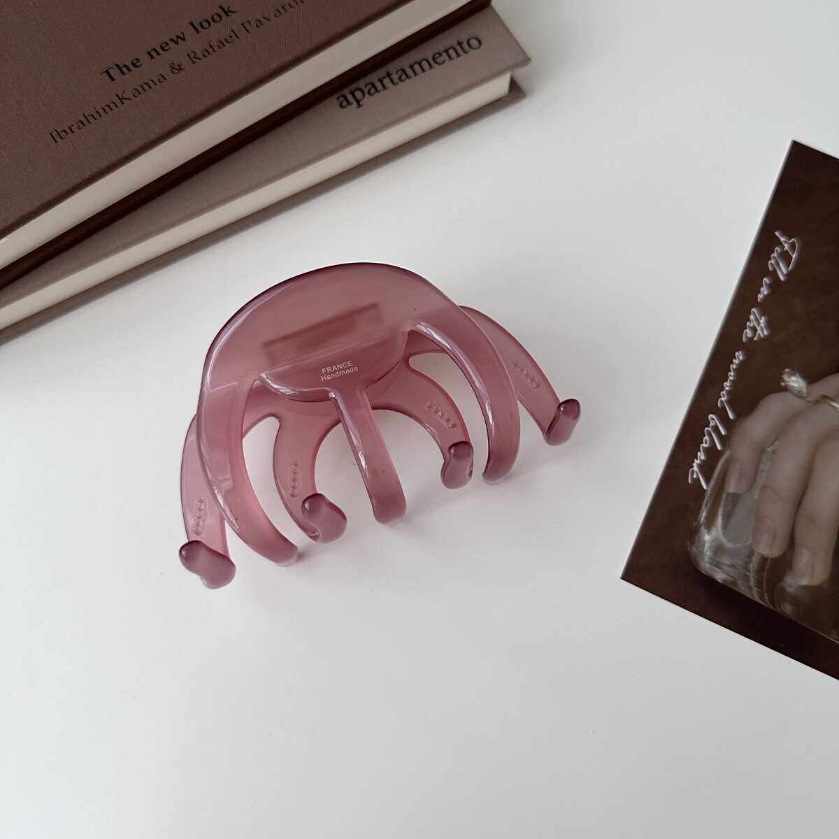 韩国新款樱花粉加厚醋酸鲨鱼夹后脑勺盘发夹高级感发量多简约抓夹