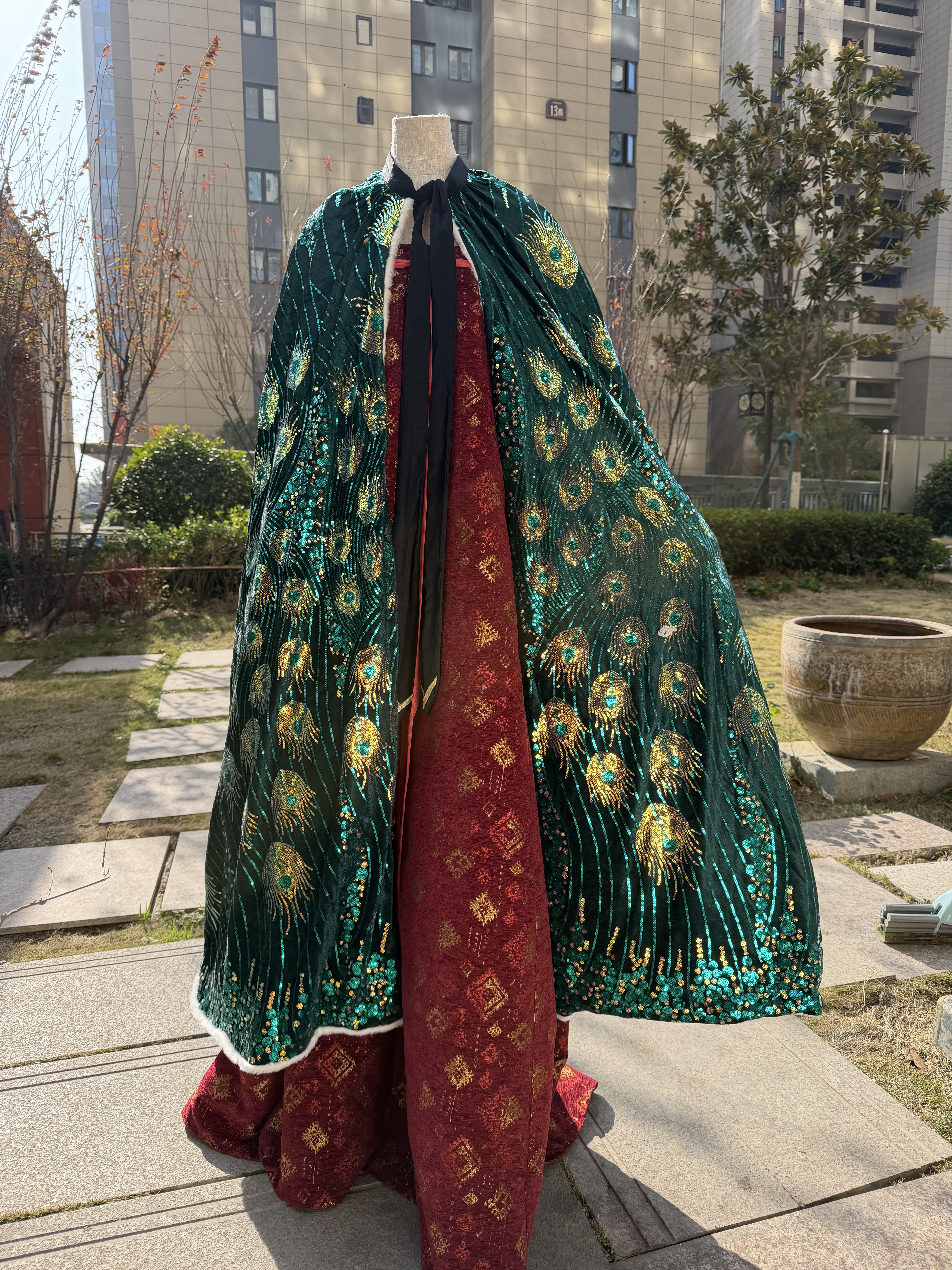 青泠谷雀翎孔雀公主丝绒亮片绣花斗篷,女装/女士精品,汉服上装,淘宝优惠券,粉丝福利购,淘宝优惠卷