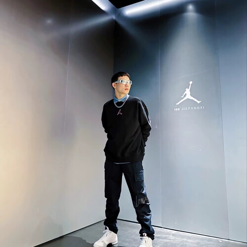 耐克Jordan男篮球印花套头卫衣