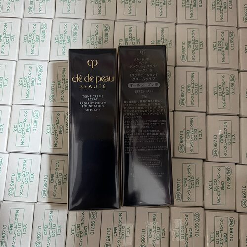 日本本土版CPB肌肤之钥光缎盈润粉霜OC00最白色 25g遮粉底液