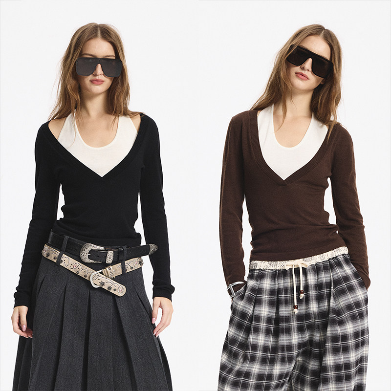 深V领挂脖假两件针织衫