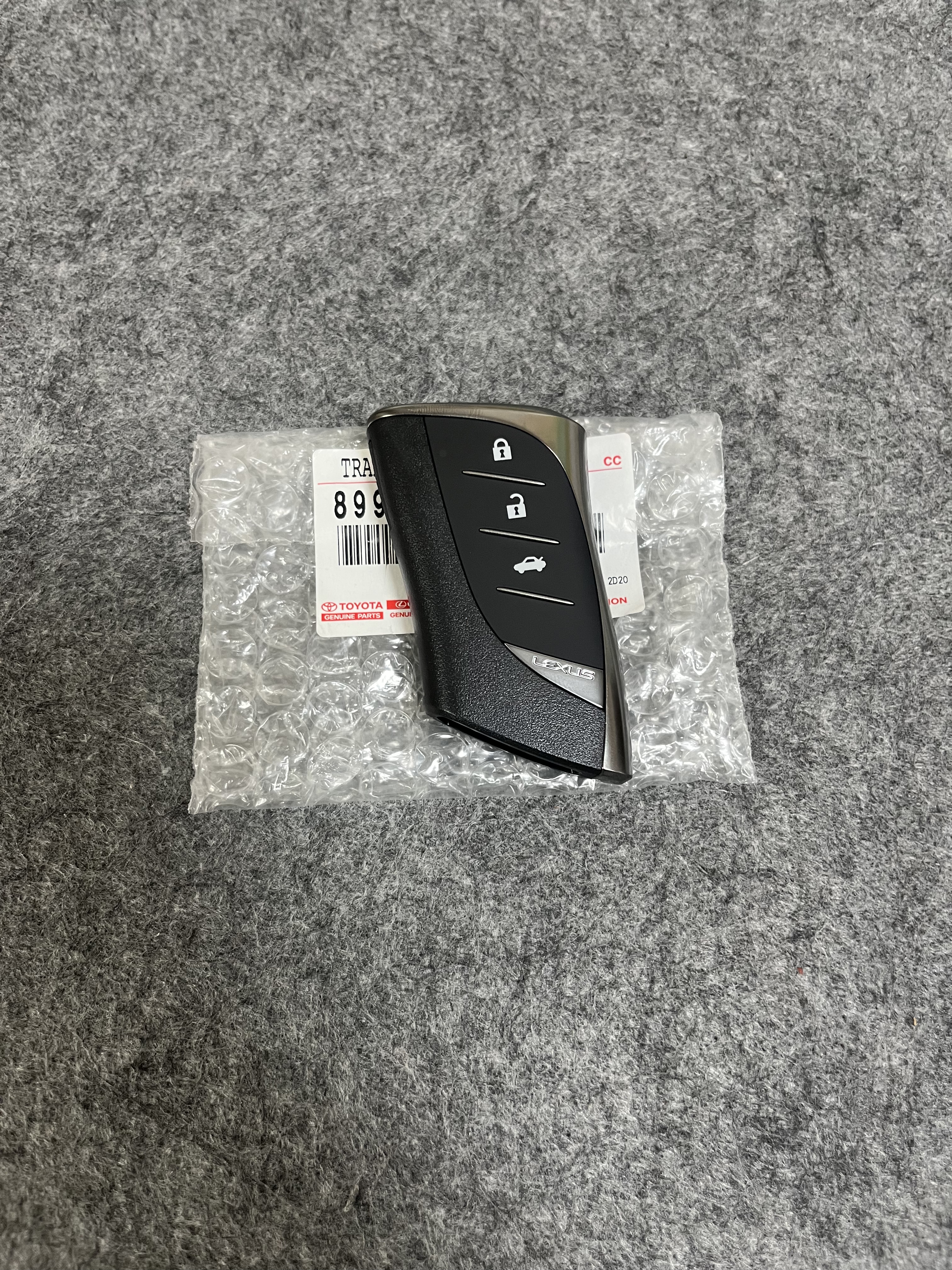雷克萨斯LS500H全新原厂智能钥匙 适用20-23年车型 增加匹配