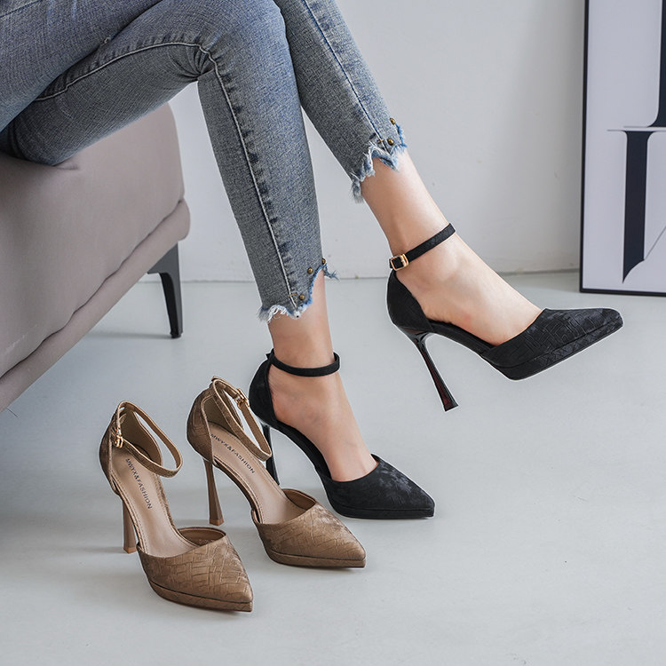 防水台中空一字扣带凉鞋尖头高跟鞋2025夏季新款细跟性感百搭单鞋,女鞋,一字带凉鞋,淘宝优惠券,粉丝福利购,淘宝优惠卷