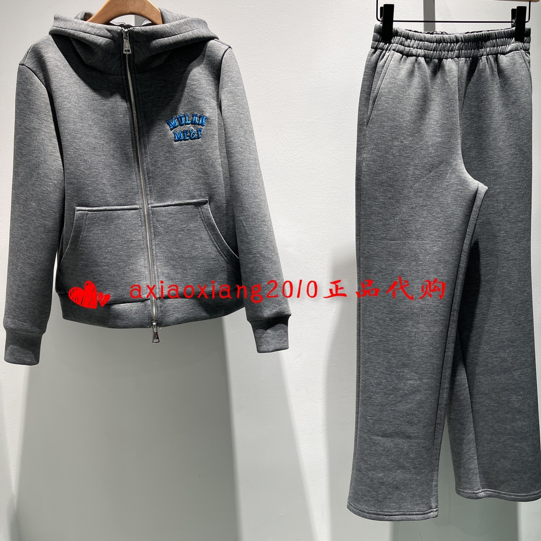 真我永恒2023冬季新品女士连帽休闲套装2342D32166正品吊1399