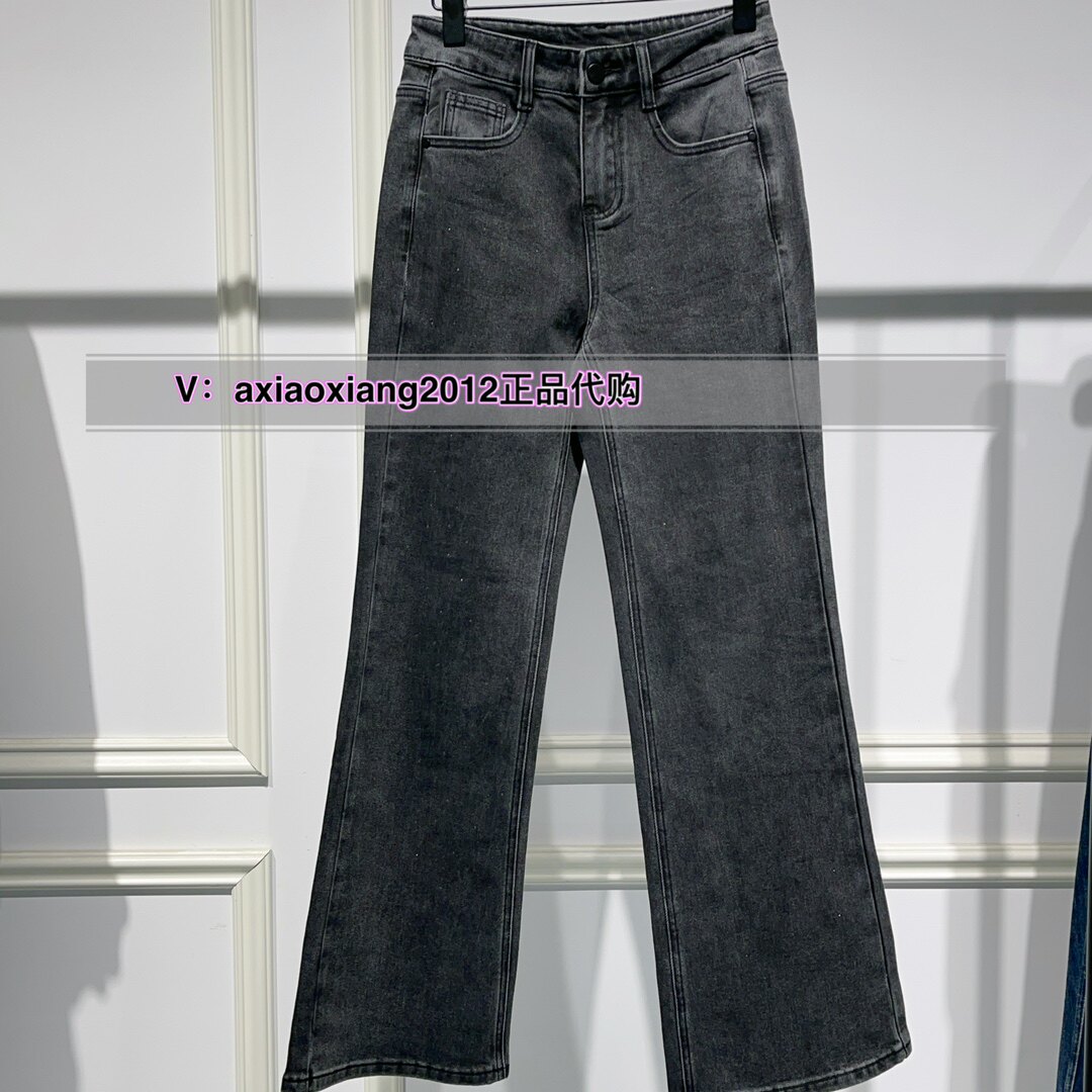 真我永恒2024冬季新品女士中腰微喇牛仔长裤2441C25017正品吊899
