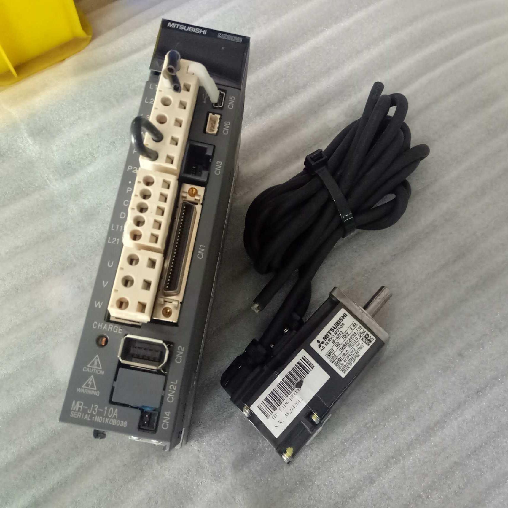 二手原装J3系列MR-J3-40A10A20A70A HF-KP132313B43BJKP73
