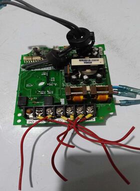 变频器ATV28HU09M2 驱动板STI980277-01-05拆机