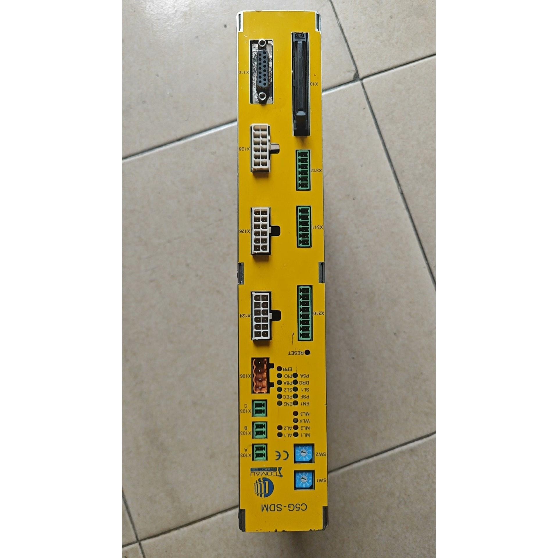 COMAU柯马机器人控制器 C5G-SDM2