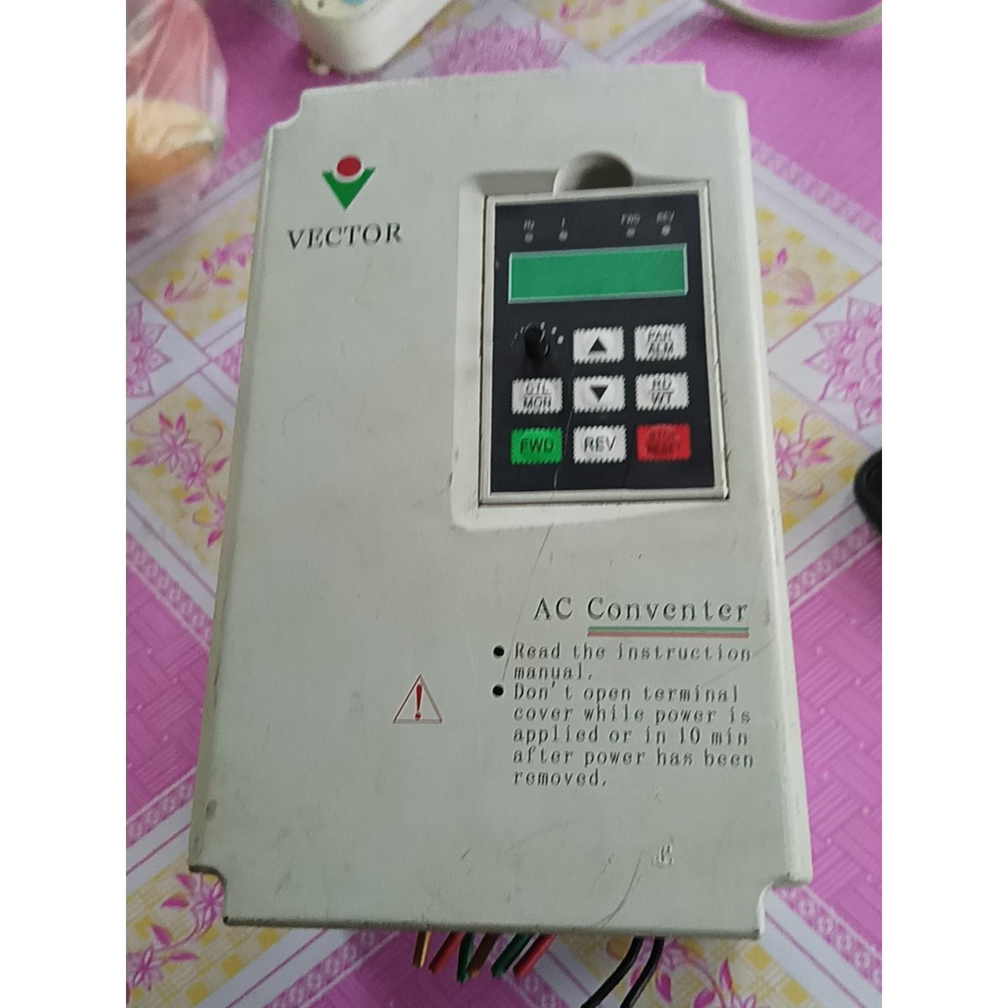 威科达变频器VEC-V8-7R5F3  AC380V 75