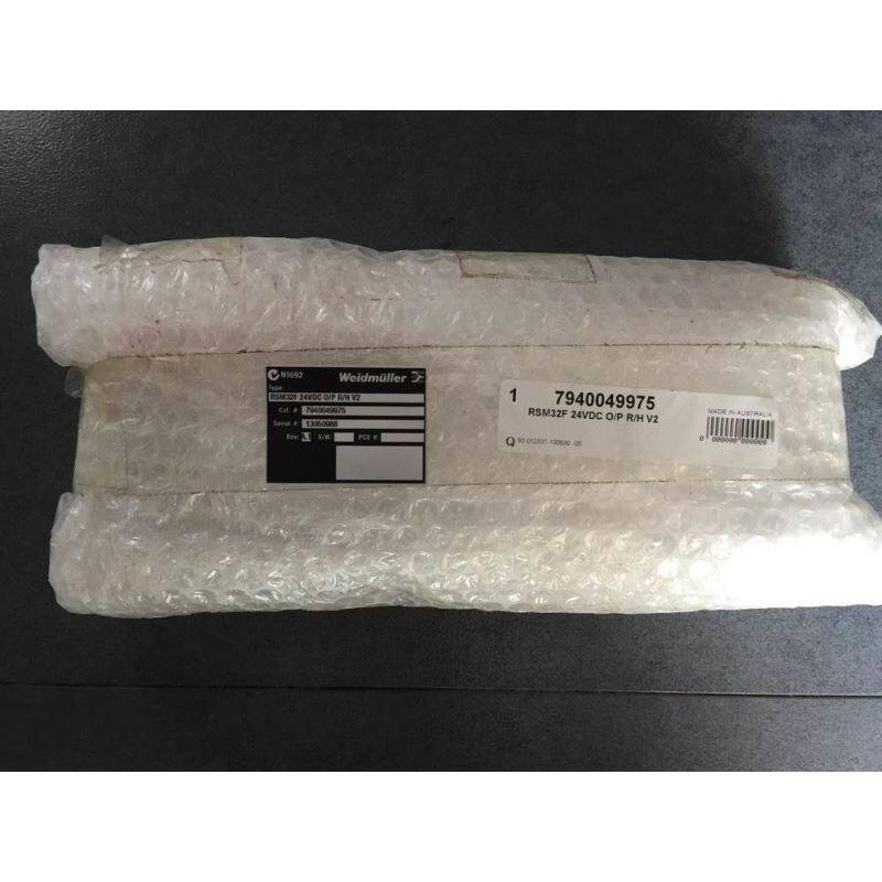 RSM32F 24VDC O/P R/H V2 794004 - 实物图