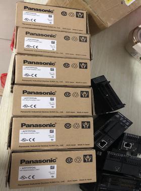 正品FP7系列PLC  AFP7PP04L实物图