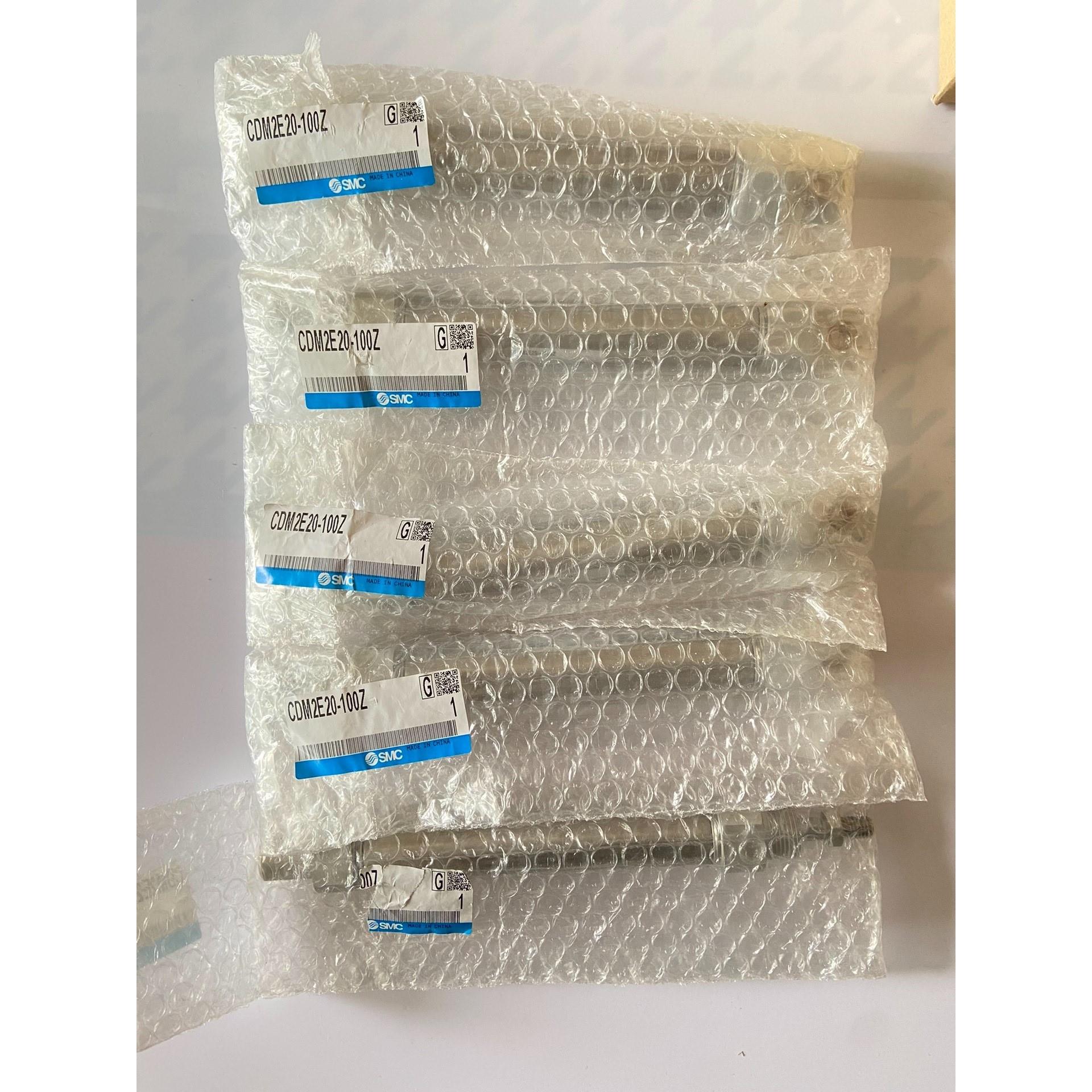 全新SMC气缸CDM2E20-100Z项目剩的5个便宜出了
