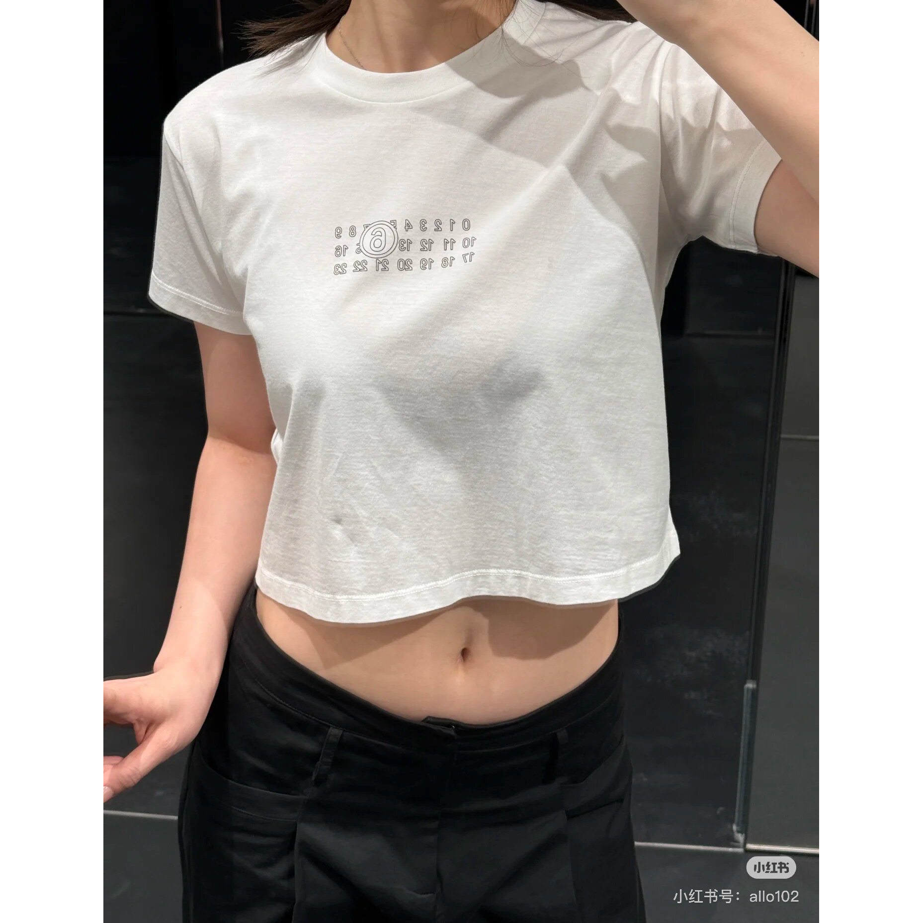 自主M马风格夏季露腰短款女款辣妹装小众高腰直筒百搭短袖T恤tee