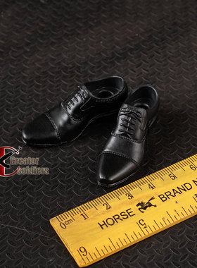 现货 1/6 兵人 黑色皮鞋 搭配西装皮鞋 直插式 实心 适合HT类素体
