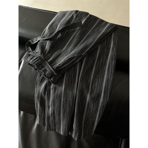 日系复古慵懒风竖条纹休闲直筒裤