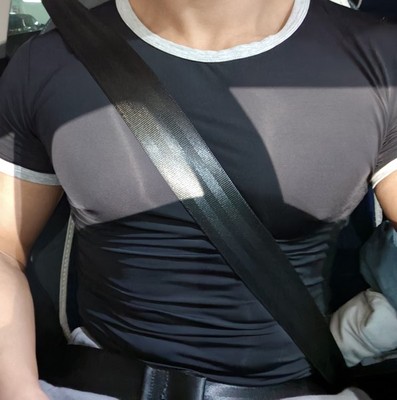 男士短袖性感冰丝透气运动健身