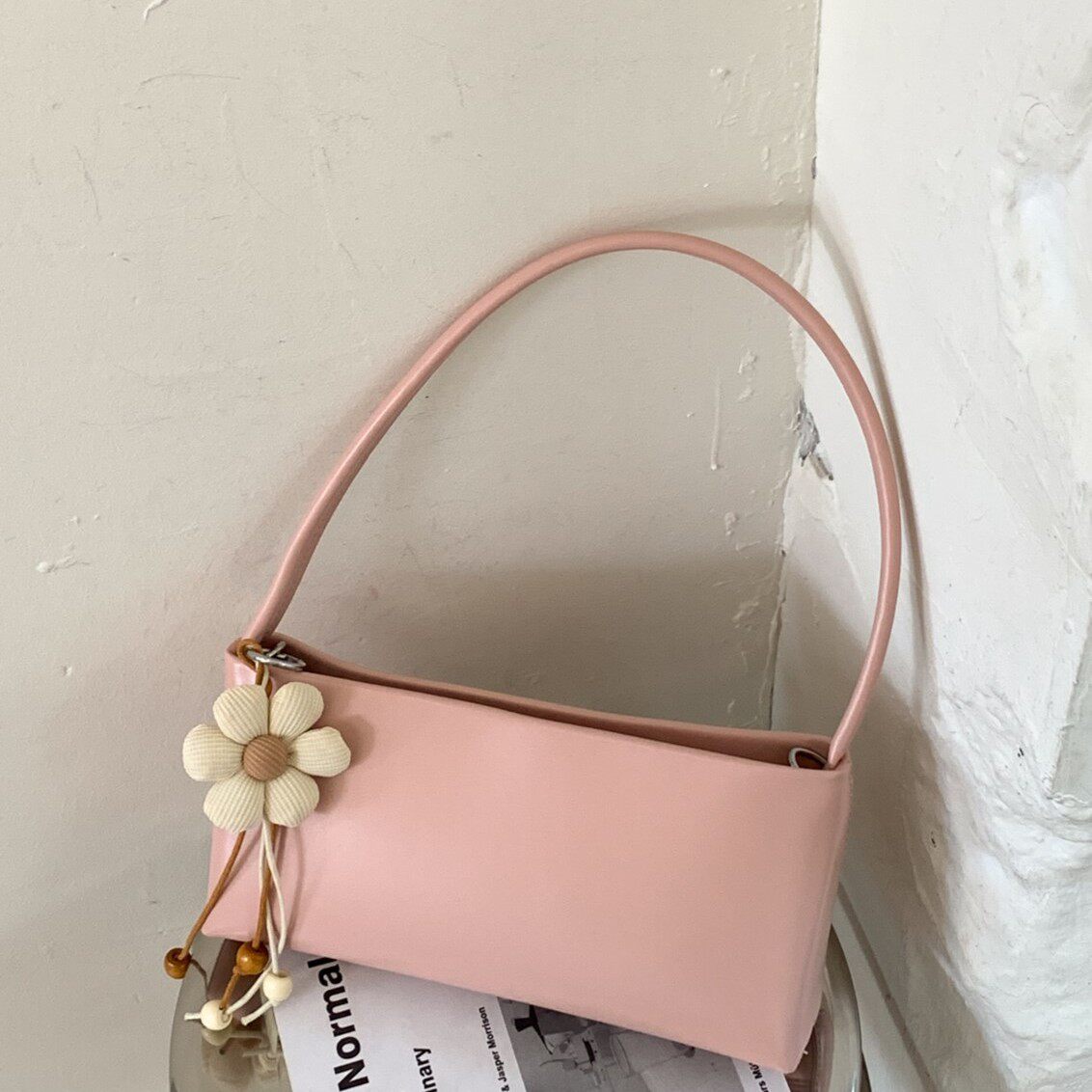 高级感腋下包包女2026新款春季手提斜挎包小众洋气气质单肩法棍包