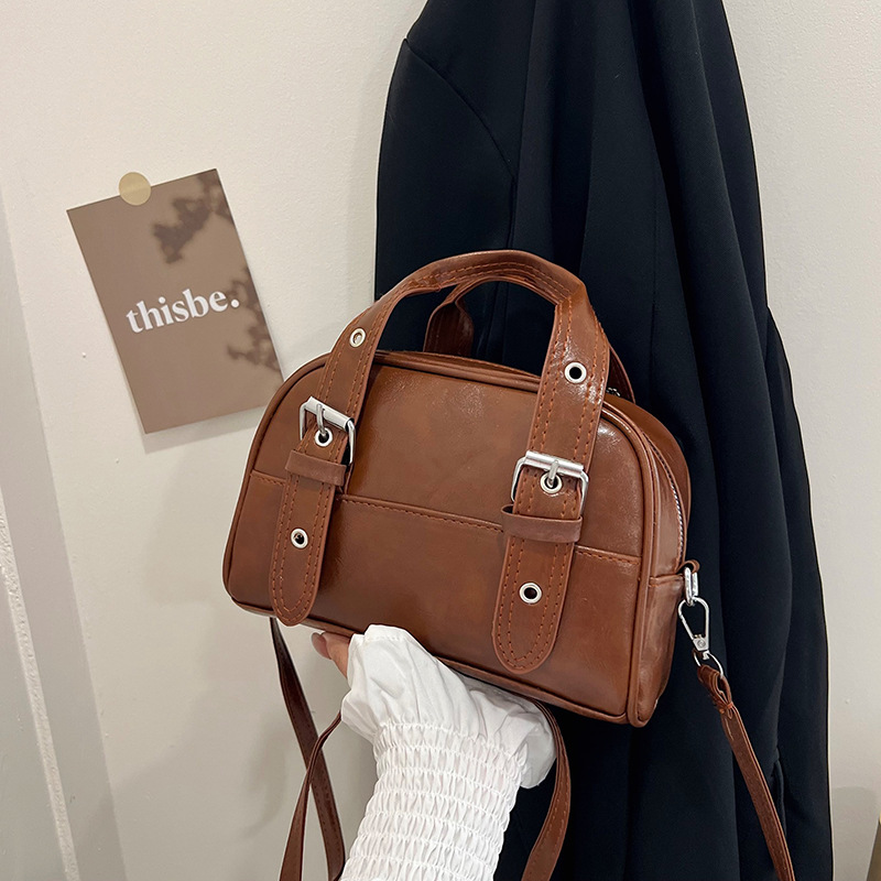 百搭洋气休闲春季新款波士顿包女韩版in风小众个性油蜡皮斜挎包潮