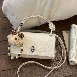 超火精致手提小方包女2026新款高级感通勤上班小拎包斜挎包饺子包