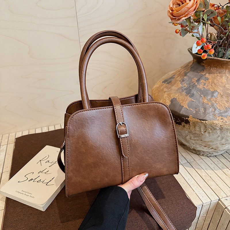 热销韩版小众设计手提包轻奢高级个性简约通勤洋气精致单肩斜挎包,箱包皮具/热销女包/男包,手拿包,淘宝优惠券,粉丝福利购,淘宝优惠卷