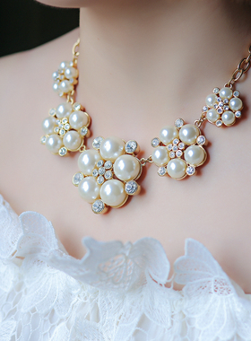 西洋奢美宴会臻品高级镶钻珍珠花瓣重工挂链婚宴晚礼服贵妇项链女