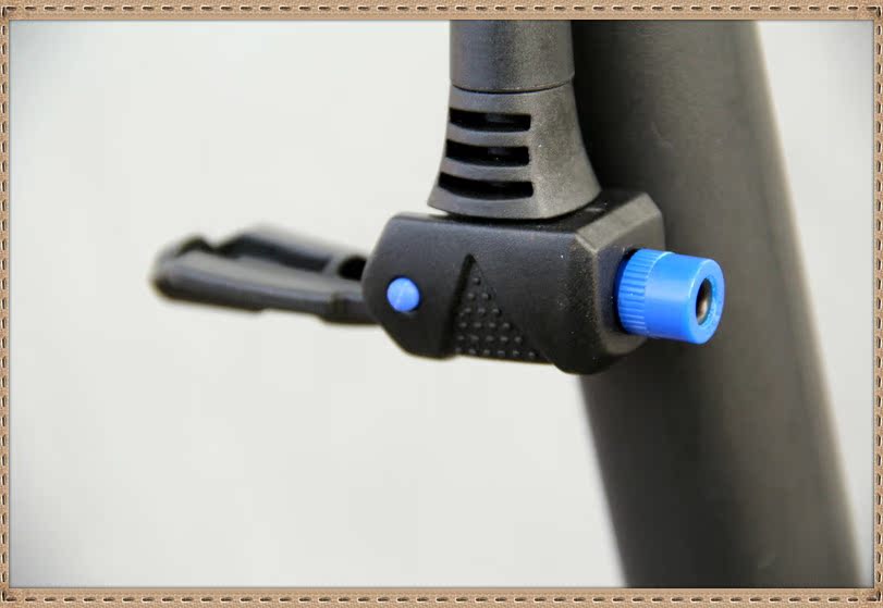 Pompe à vélo GIANT - Ref 2397516 Image 3