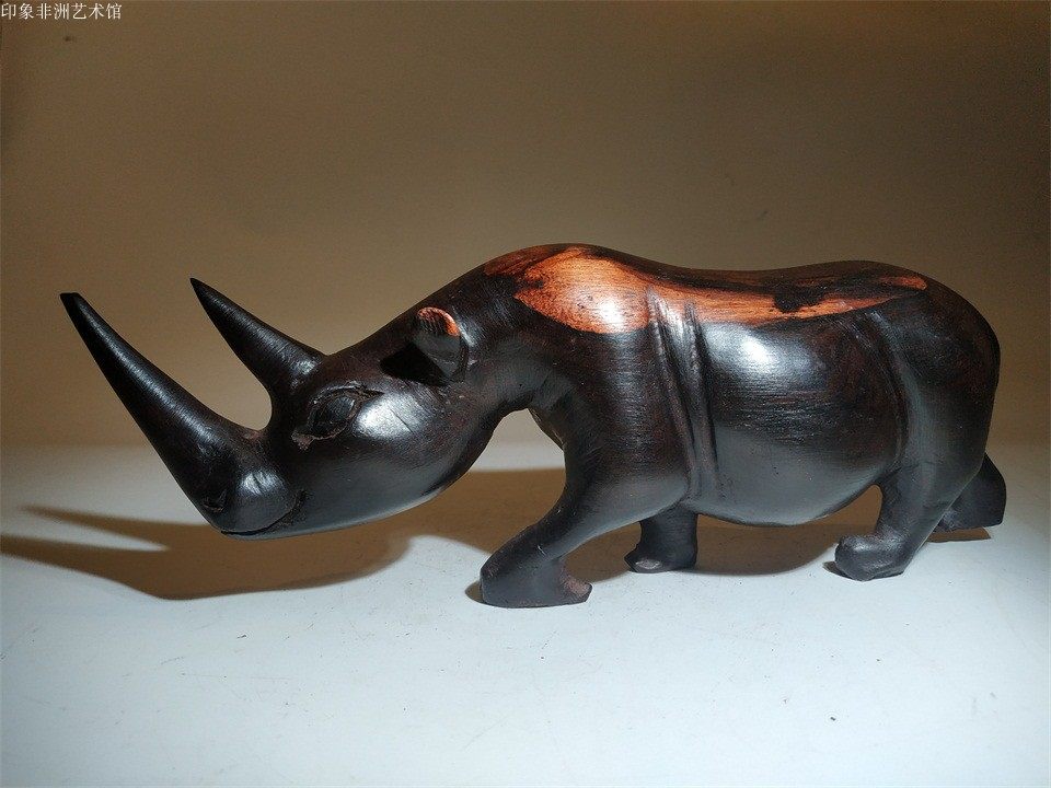 犀牛非洲进口木雕 招财牛乌木雕刻会所酒吧动物红木摆件