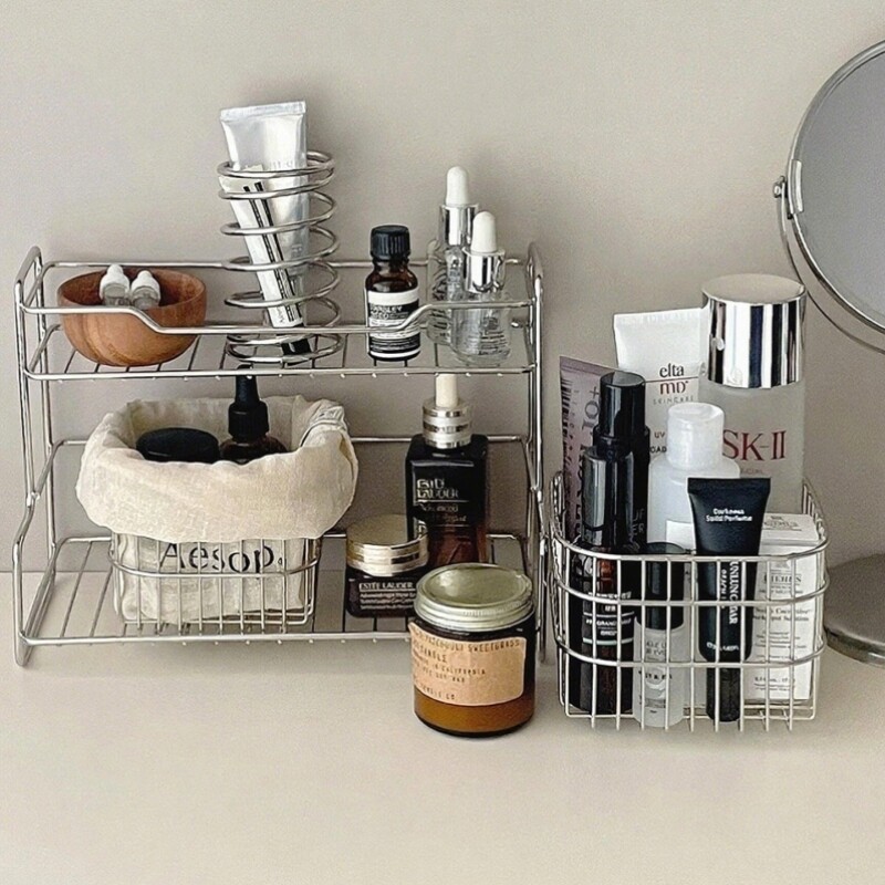 桌面化妆品置物架不锈钢家用洗漱台宿舍梳妆台收纳筐香水展示架