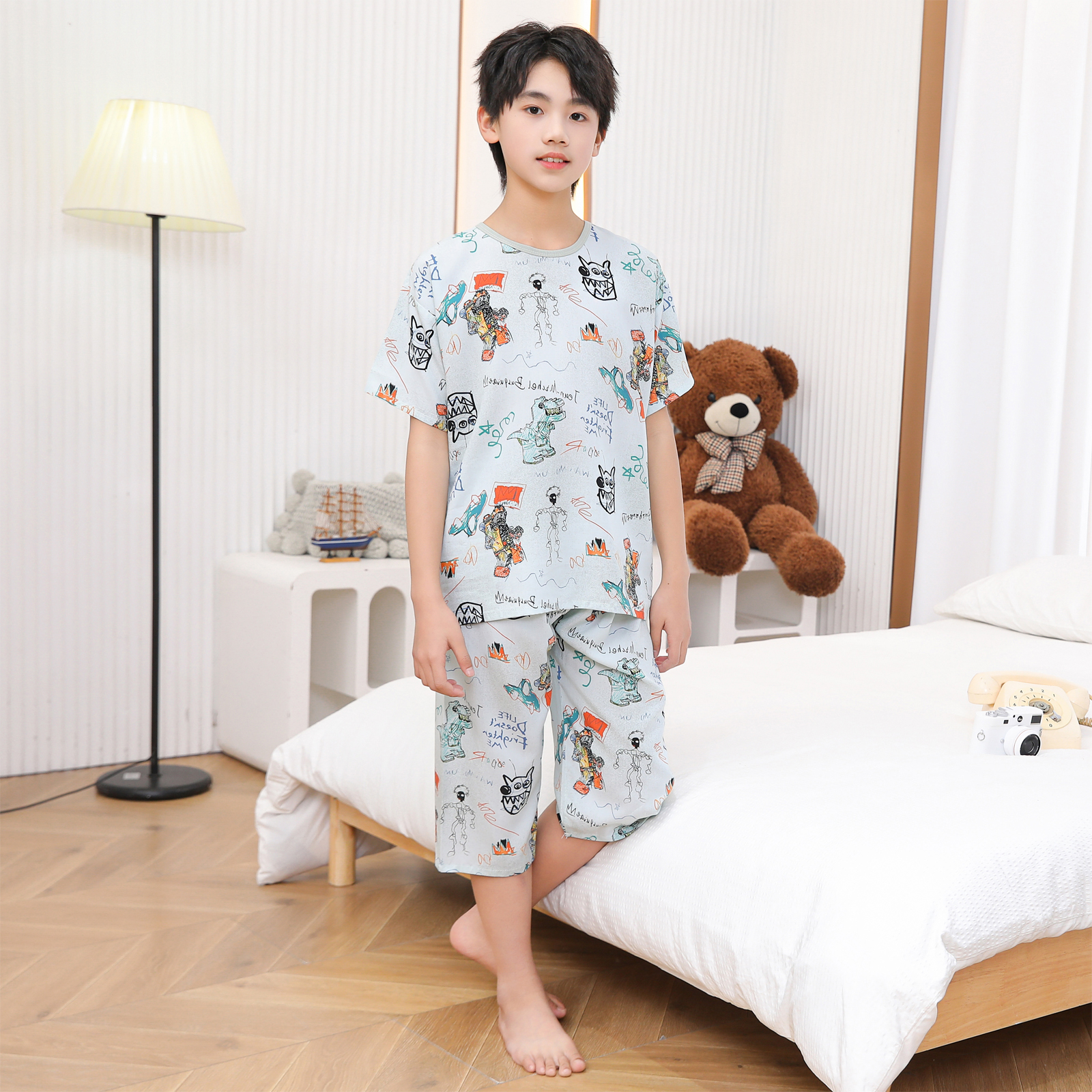 男童夏天棉绸睡衣薄款中大童莱赛尔短袖七分裤男孩夏季家居服套装
