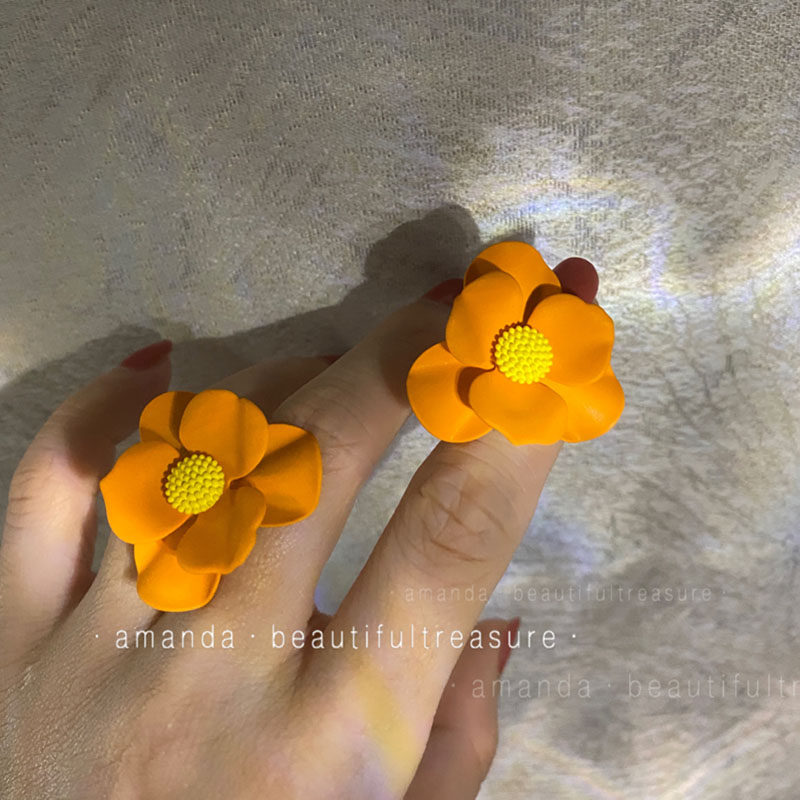 美丽宝藏~橙色花朵显白小众耳环女 高级感网红橘色大耳钉气质新款,饰品/流行首饰/时尚饰品新,耳钉,淘宝优惠券,粉丝福利购,淘宝优惠卷