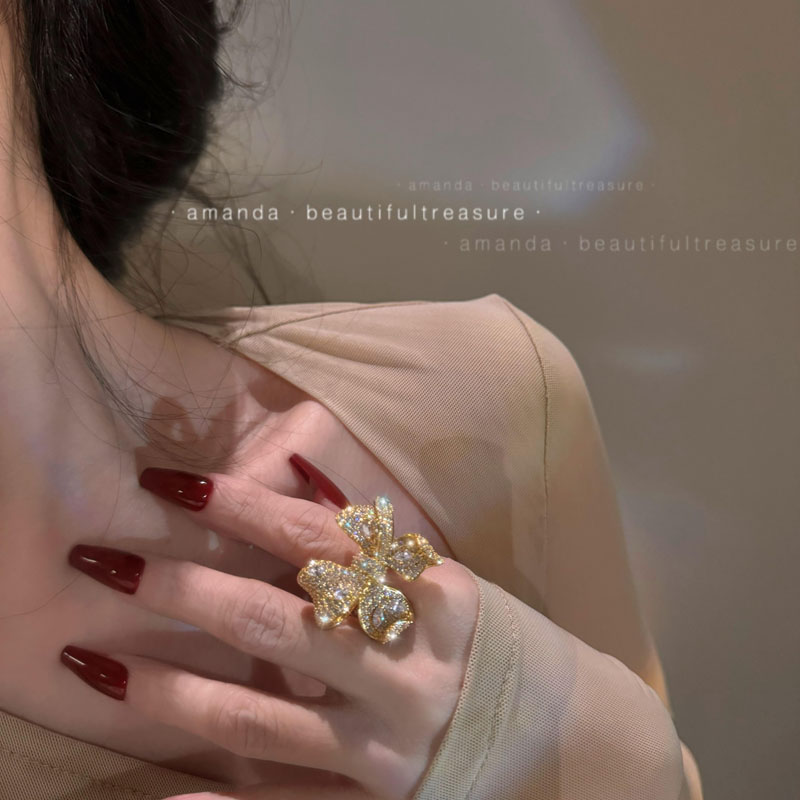 轻奢夸张蝴蝶结镶满钻高级感开口戒指宫廷法式优雅可调节食指环女