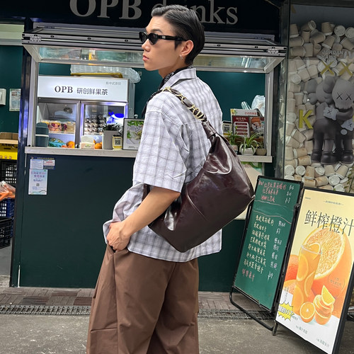 YUEN复古腋下链条饺子男女生托特挎包托特包百搭暗黑系原宿个性潮