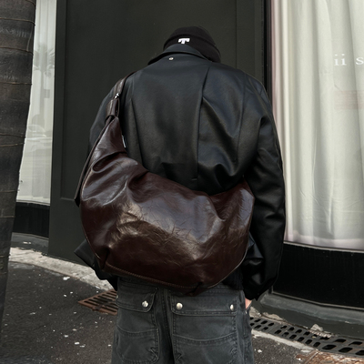 YUEN单肩斜挎腋下hobo斜挎饺子包男女生大容量pu牛角包复古流浪包