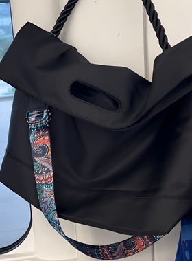 左千户包高级感黑色男包托特包大容量休闲单肩斜挎包运动健身包