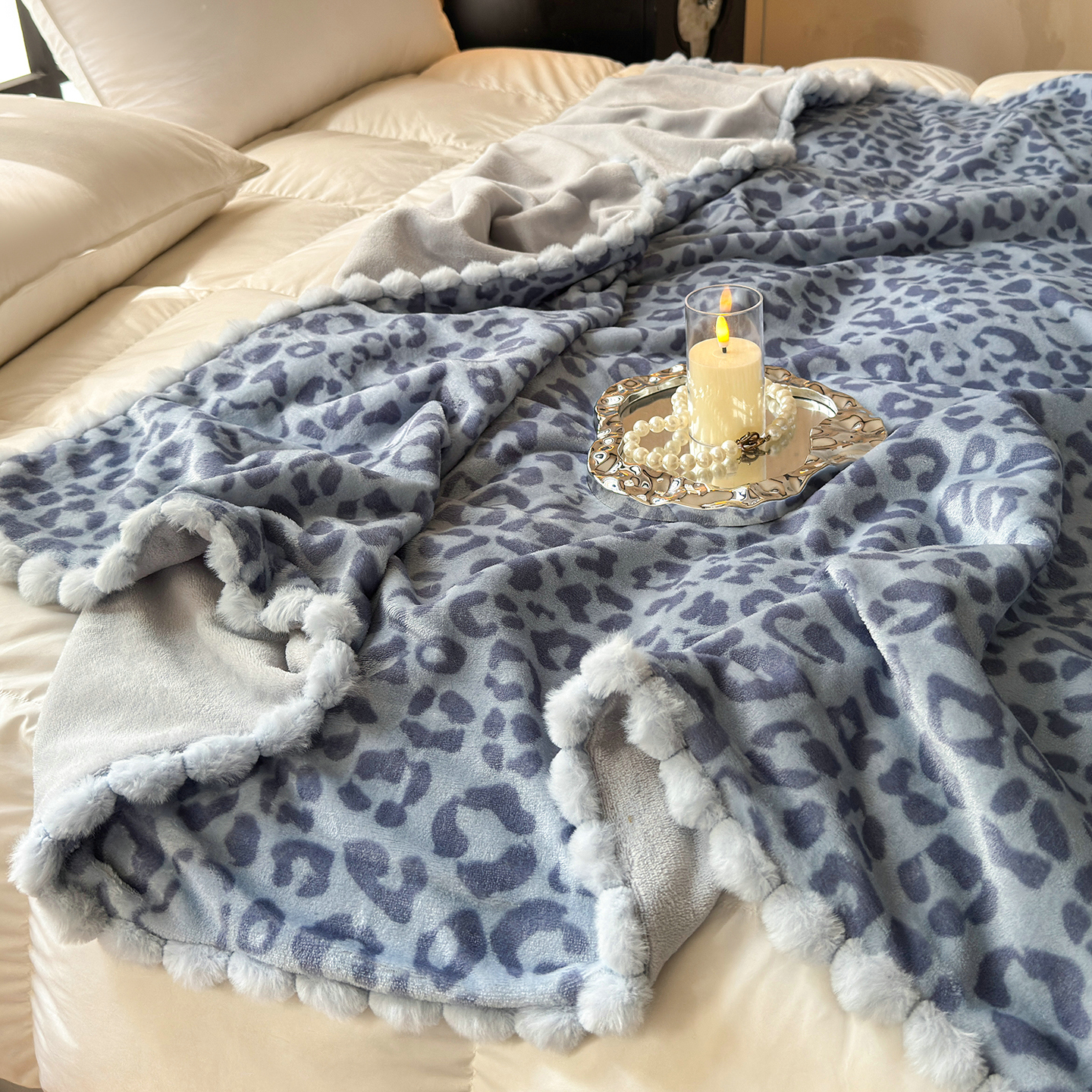 可爱蓝豹纹毛毯牛奶绒双层毯子单人加厚盖毯办公室午睡午休沙发毯