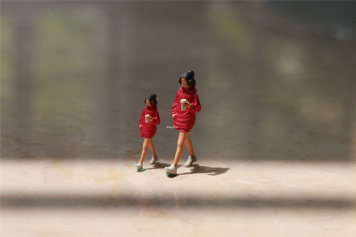 KING TOYS 奶茶妹 1/87 1/64 1/43人偶车模场景搭配 预定