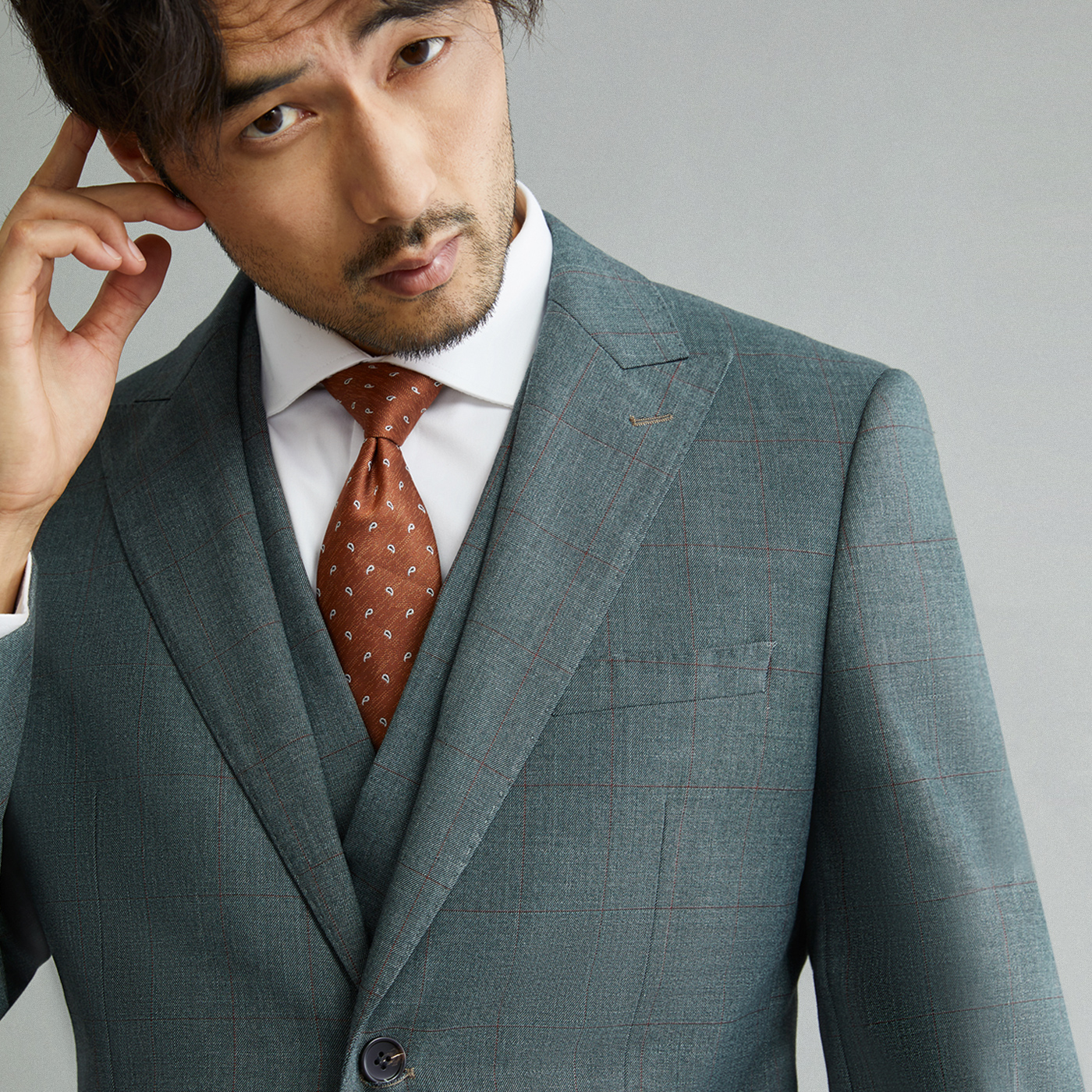 吉约蒙灰绿色格子西服套装男