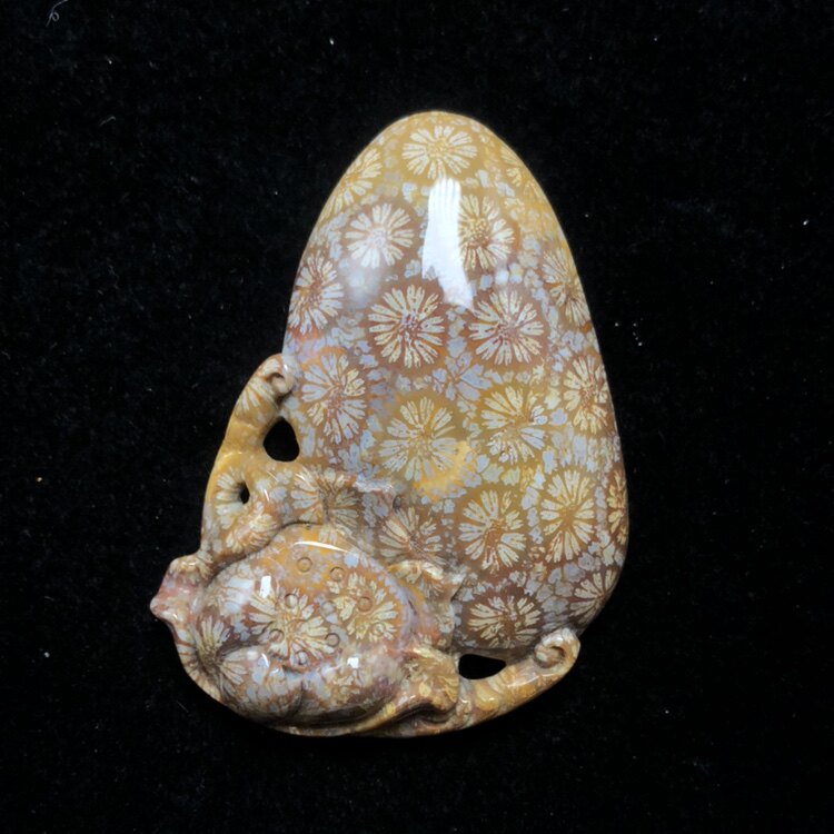 天然珊瑚玉老矿料精品赞比大花莲花红色花雕刻吊坠项链男女饰品