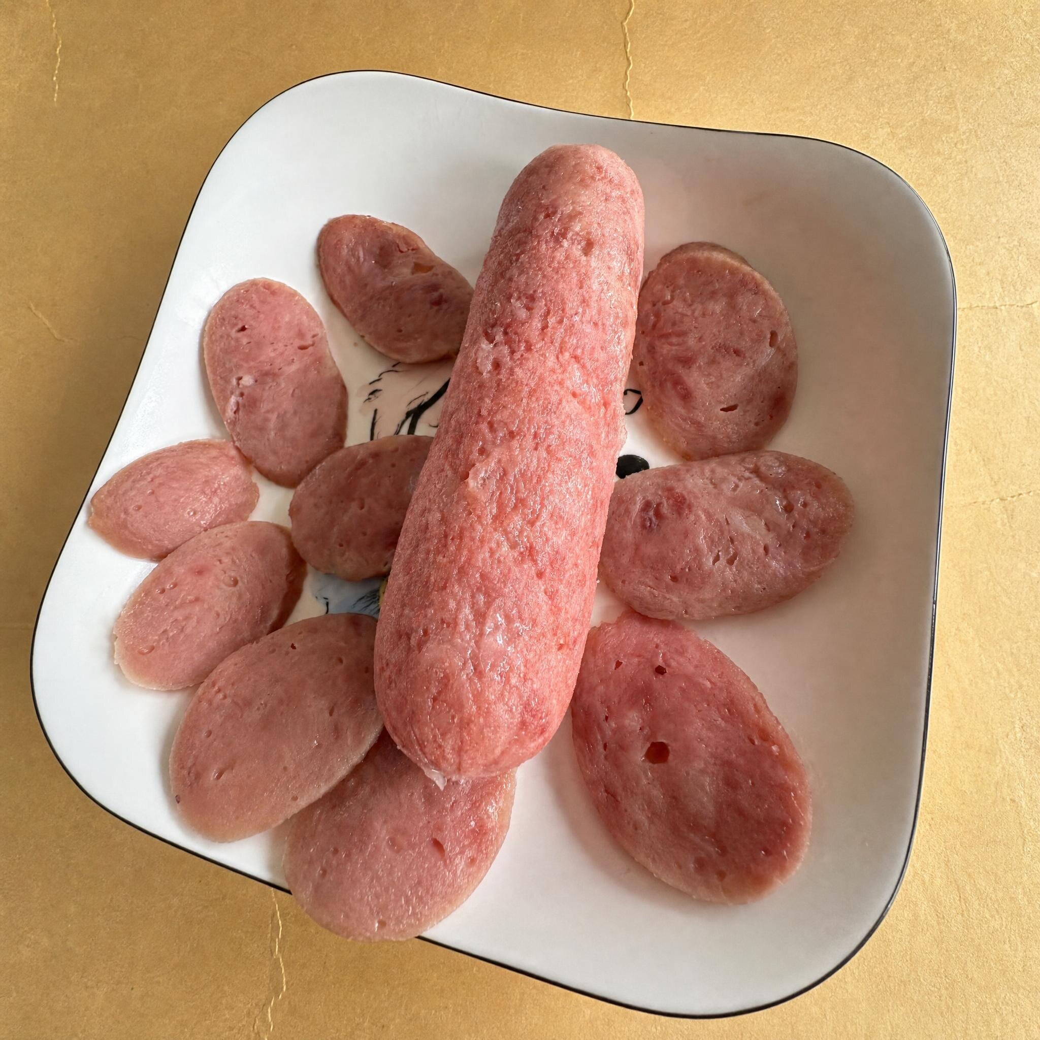 发冷链手工云南农家自制鲜肉火腿肠烤肠下酒菜鲜腿肠纯肉肠煲仔饭