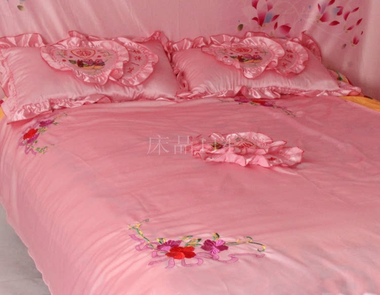 仿真丝绣花荷叶边被套被罩丝滑老式古典刺绣结婚棉被丝绸绸缎被子