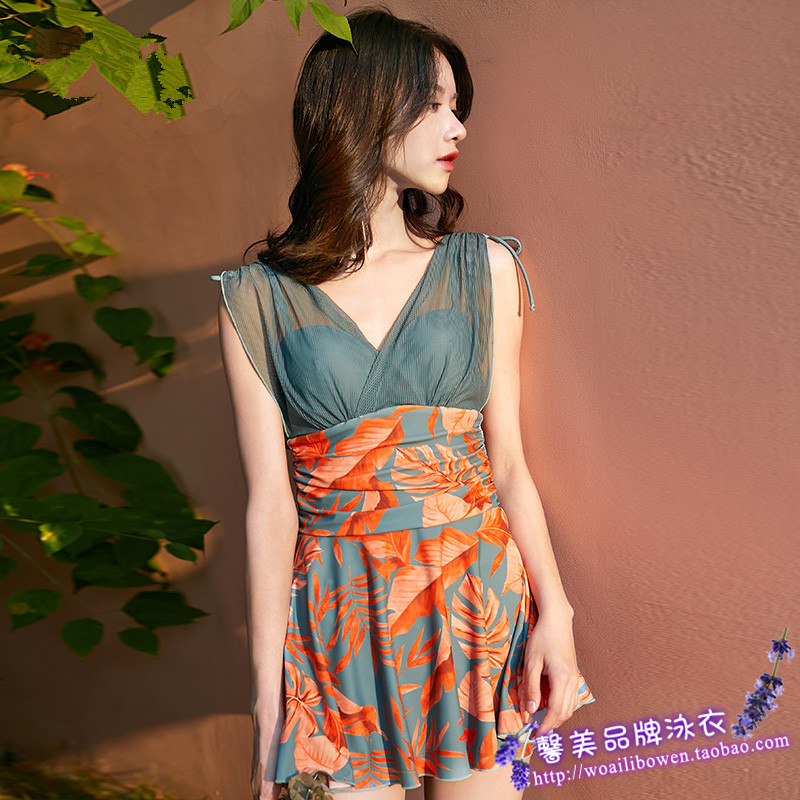 温泉泳衣女大码胖MM遮肚显瘦连体裙平角保守钢托聚拢2025游泳装