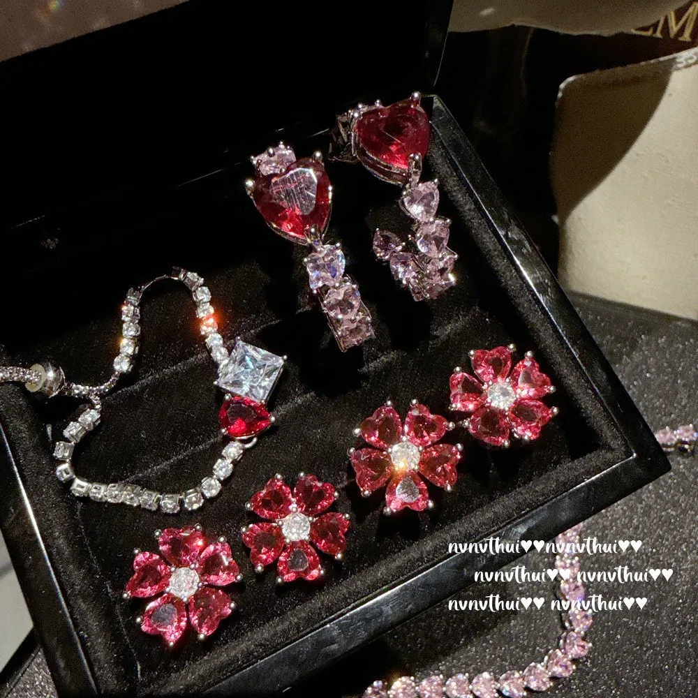 繁花仙女阿盖尔粉爱心宝石手链 富贵迷人 石榴红花朵锆石戒指套装