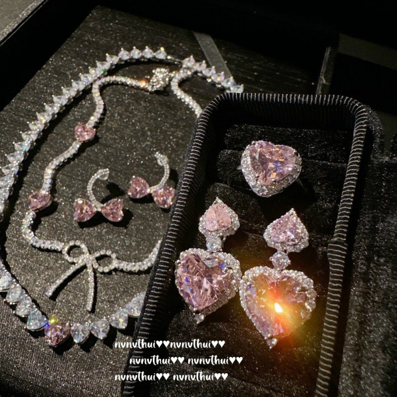 奥地利宫廷爱心宝石项链Vintage