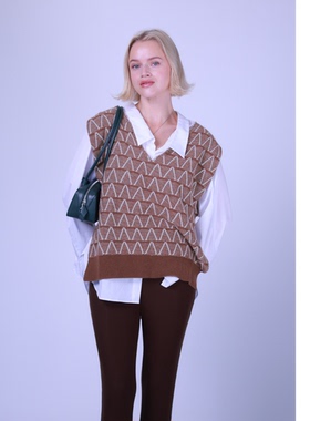 ETIK Nor瑞典V领宽松慵懒复古三角纹两边开叉毛衣上衣
