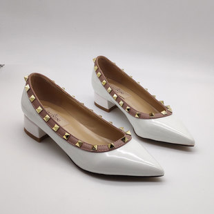 细跟浅口单鞋矮跟一脚蹬舒适瓢鞋性感2026新款柳钉柳丁女断码清货